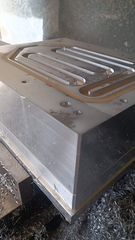 mayday-ingenieria-desarrollo-a-medida-bidon-5-litros-cilindrico-3